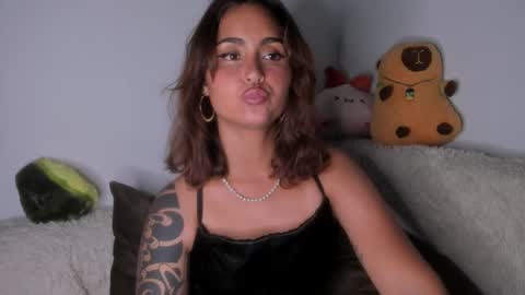 Snapshot of violetteramirez01 chatting on September 22, 11:36 pm Violette online show from September 22, 11:36 pm
