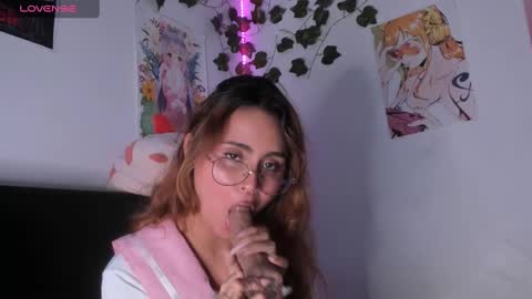 Snapshot of violetteramirez01 chatting on February 12, 8:50 pm Violette online show from February 12, 8:50 pm
