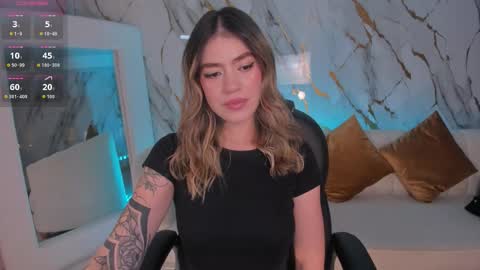 Snapshot of violetthansson chatting on October 9, 2:37 am Violett online show from October 9, 2:37 am