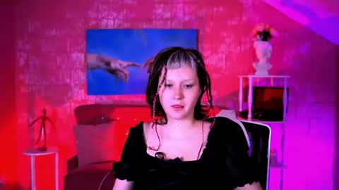 Violett online show from July 14, 6:18 am