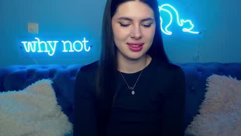 viollinalv online show from March 14, 7:42 am