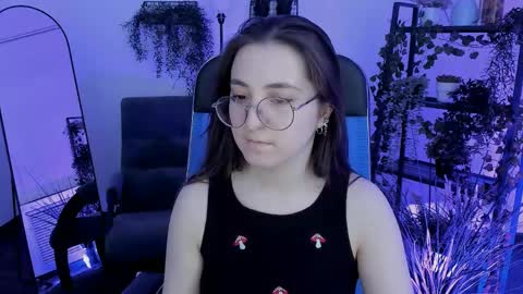 your love online show from April 16, 8:41 pm