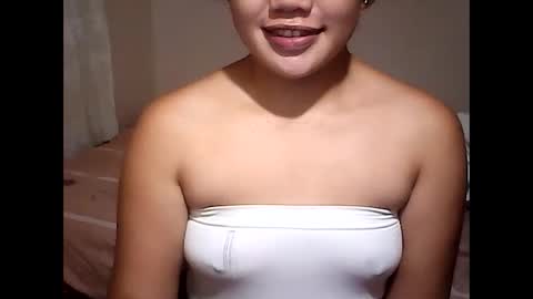 Snapshot of visayan_beauty26 chatting on February 23, 6:33 am visayan_beauty26 online show from February 23, 6:33 am