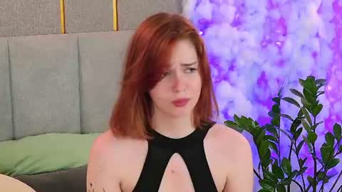 vivi_west online show from June 29, 6:29 pm