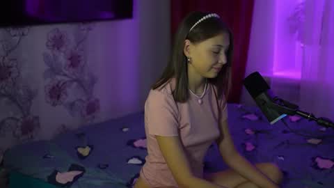 vivien_cutie online show from September 21, 4:38 pm