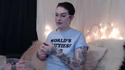 Snapshot of vixinvvitch chatting on January 17, 4:36 pm VIXIN online show from January 17, 4:36 pm