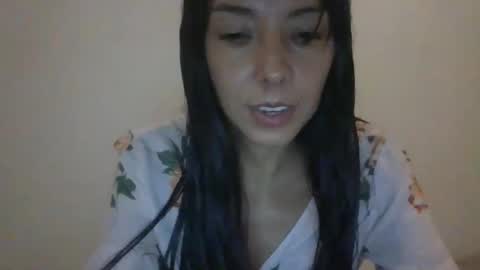 Snapshot of vlogcafe chatting on October 8, 9:52 pm Lua online show from October 8, 9:52 pm