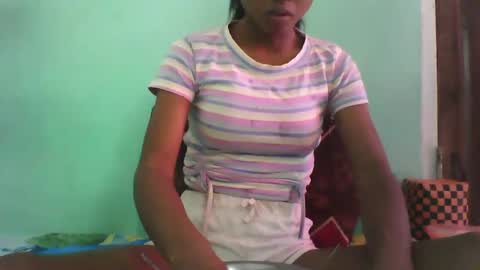 vounialdy online show from February 24, 7:09 am