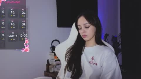 Alice  Before pvt write to me in PM  online show from April 16, 9:39 pm