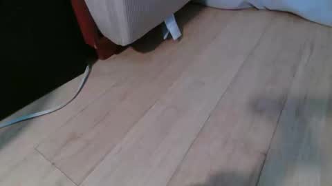 Snapshot of wacky_weirdo chatting on September 22, 11:03 pm Rose online show from September 22, 11:03 pm