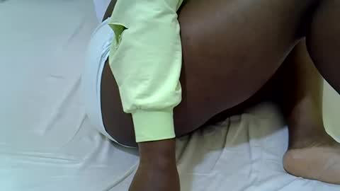 candy online show from April 11, 8:18 am