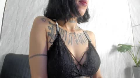  wanda  online show from November 9, 6:31 am