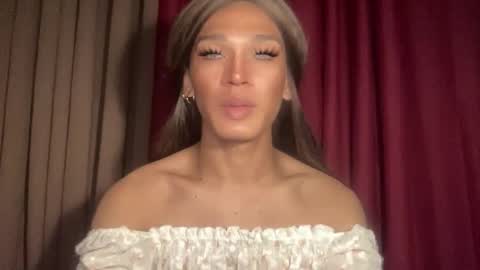 LIZA online show from April 5, 5:23 pm