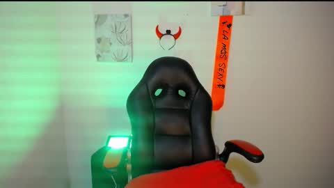 EMILY online show from October 10, 2:16 am