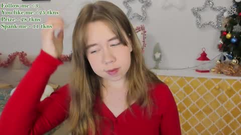 Snapshot of watermelon_sugar_ chatting on December 21, 9:01 am Tess Pls support me with Can we reach 155 my favorite number online show from December 21, 9:01 am