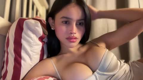 Maggie online show from October 27, 4:35 pm