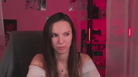 wednesday_evans online show from March 6, 5:02 am