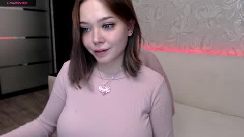 Snapshot of wells1kelly chatting on January 13, 1:39 pm Your blonde Kelly online show from January 13, 1:39 pm