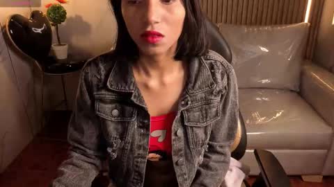 wendy_1_ online show from March 22, 8:20 am