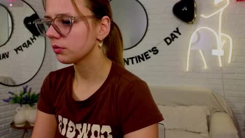 Im Wendy online show from February 13, 9:27 pm