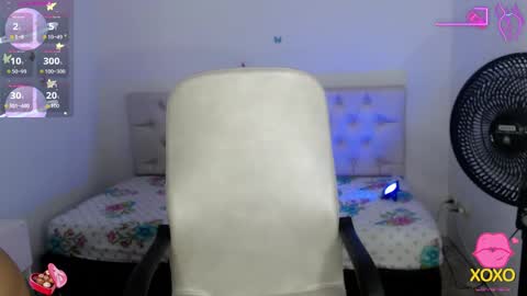 wendy  online show from November 16, 12:12 am