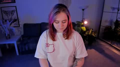 wendyycandy online show from March 5, 9:10 pm