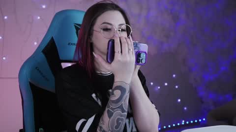 little girl who is always rightLisa online show from January 21, 2:22 am