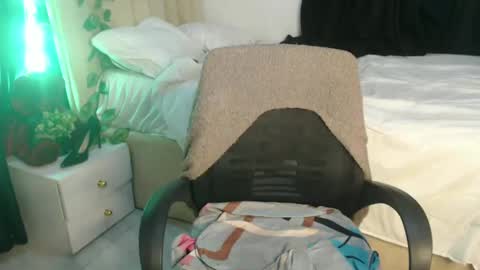 lucy online show from March 12, 6:29 am