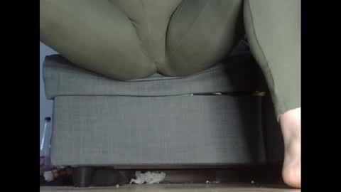 wet_pants2022 online show from February 25, 6:25 am