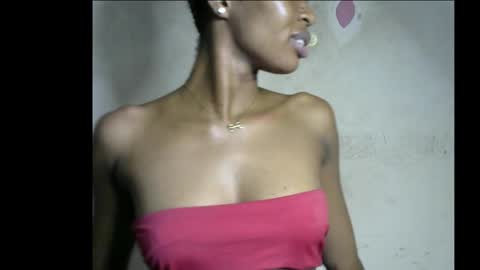 Bella online show from November 29, 8:35 pm