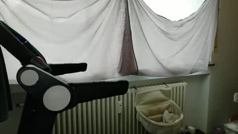 Wetgerman online show from October 5, 2:22 pm