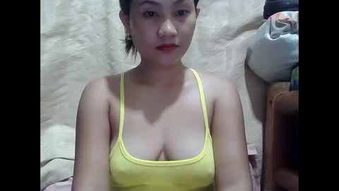 wettyhottie69 online show from December 13, 11:28 pm