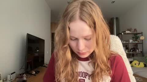 Alisa online show from April 18, 7:33 am