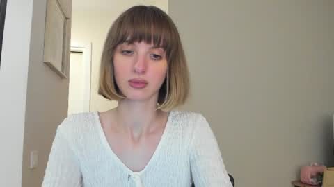 WhoIsEmily online show from July 18, 7:49 pm