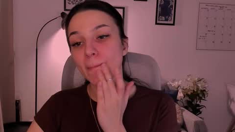 whoislulu online show from February 20, 6:42 pm