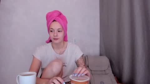 Veronica online show from January 30, 2:36 pm