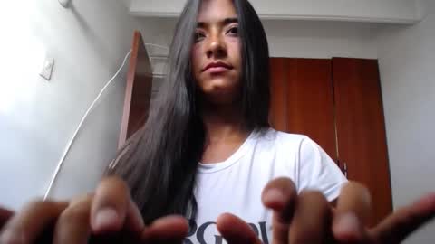 Ilauren online show from November 13, 2:38 pm