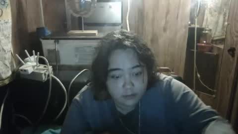 wigper online show from December 22, 4:04 am