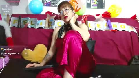 VICTORIA online show from November 21, 1:07 am