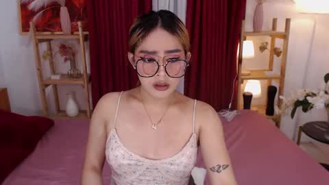 shea online show from December 6, 6:39 pm