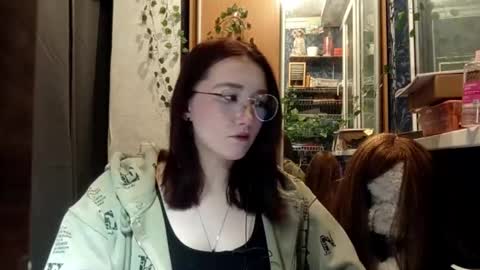 Phoebe online show from February 10, 8:12 pm