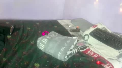 wilmaassylum online show from October 30, 6:38 am