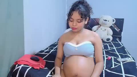 Snapshot of winnifer_gonzalez chatting on October 7, 3:33 am Winnifer Gonzalez online show from October 7, 3:33 am