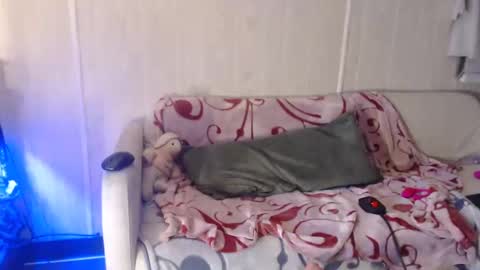 Snapshot of witchbitchmommy chatting on February 14, 10:28 am witchbitchmommy online show from February 14, 10:28 am