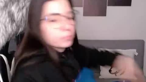 Alex online show from October 16, 2:03 am