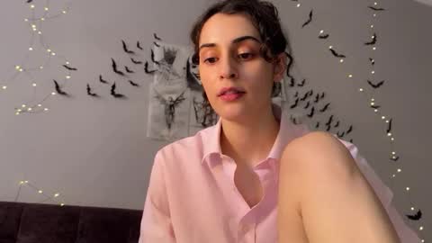 Stia online show from October 28, 6:08 am