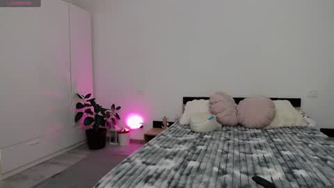 Amalia online show from July 22, 6:53 pm