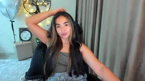 dudetta Kim online show from June 26, 5:25 pm