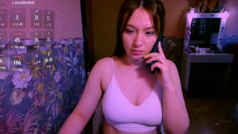 ww_k online show from April 28, 1:48 pm