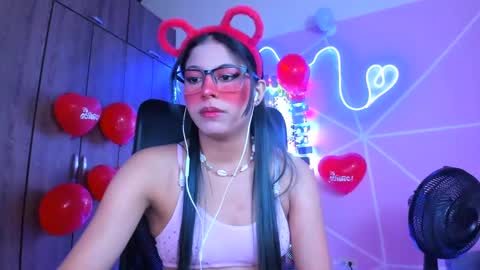 XALLYSONX online show from February 16, 11:49 am